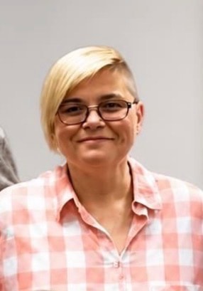 Lynsie — Co-Founder of The Healing Hubs